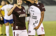 Manhuaçuense Leidiane marca golaço contra o Cruzeiro
