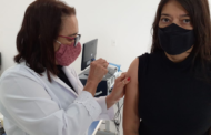Manhuaçu inicia vacinação de trabalhadores da educação básica contra a Covid-19