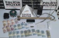 PM recolhe dinheiro, drogas e munições em Lajinha