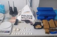 PM prende autores de tráfico e recolhe drogas, arma de fogo e munições