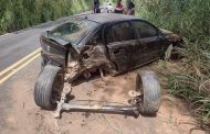 São José do Mantimento: Pneu de automóvel estoura e provoca acidente na MG-111