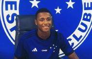 Destaque do Boston City, Matheus Domingos assina com o Cruzeiro