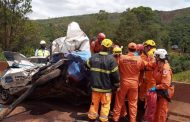 Seis pessoas morrem em engavetamento com 12 veículos na BR-381, em Igarapé